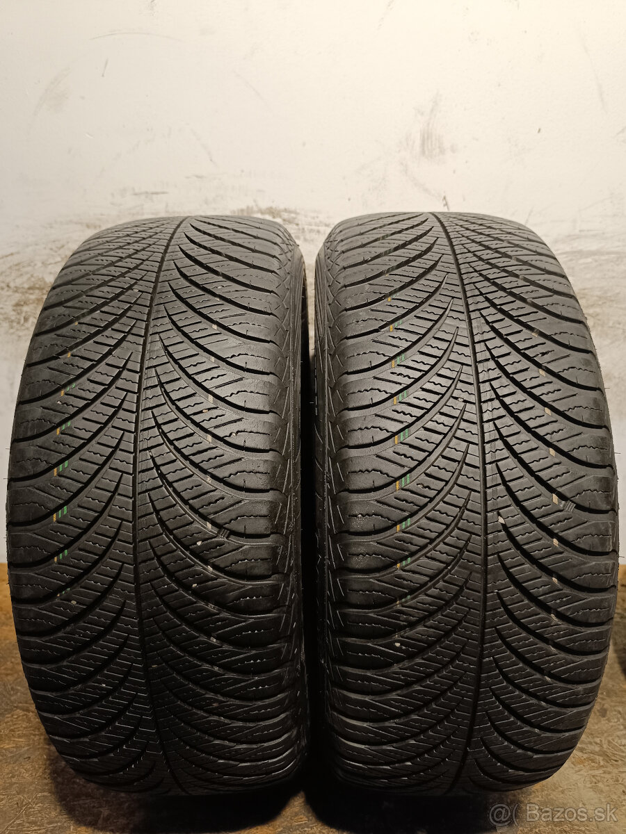 215/55 R17 Celoročné pneumatiky Goodyear Vector 2 kusy