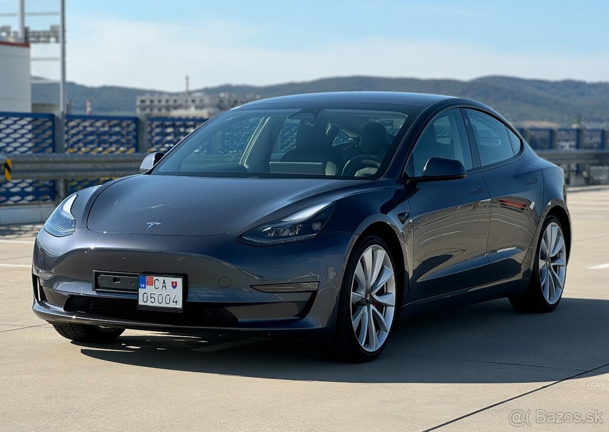 Tesla Model 3 Performance Refresh 3/2021 1.majiteľ, v záruke