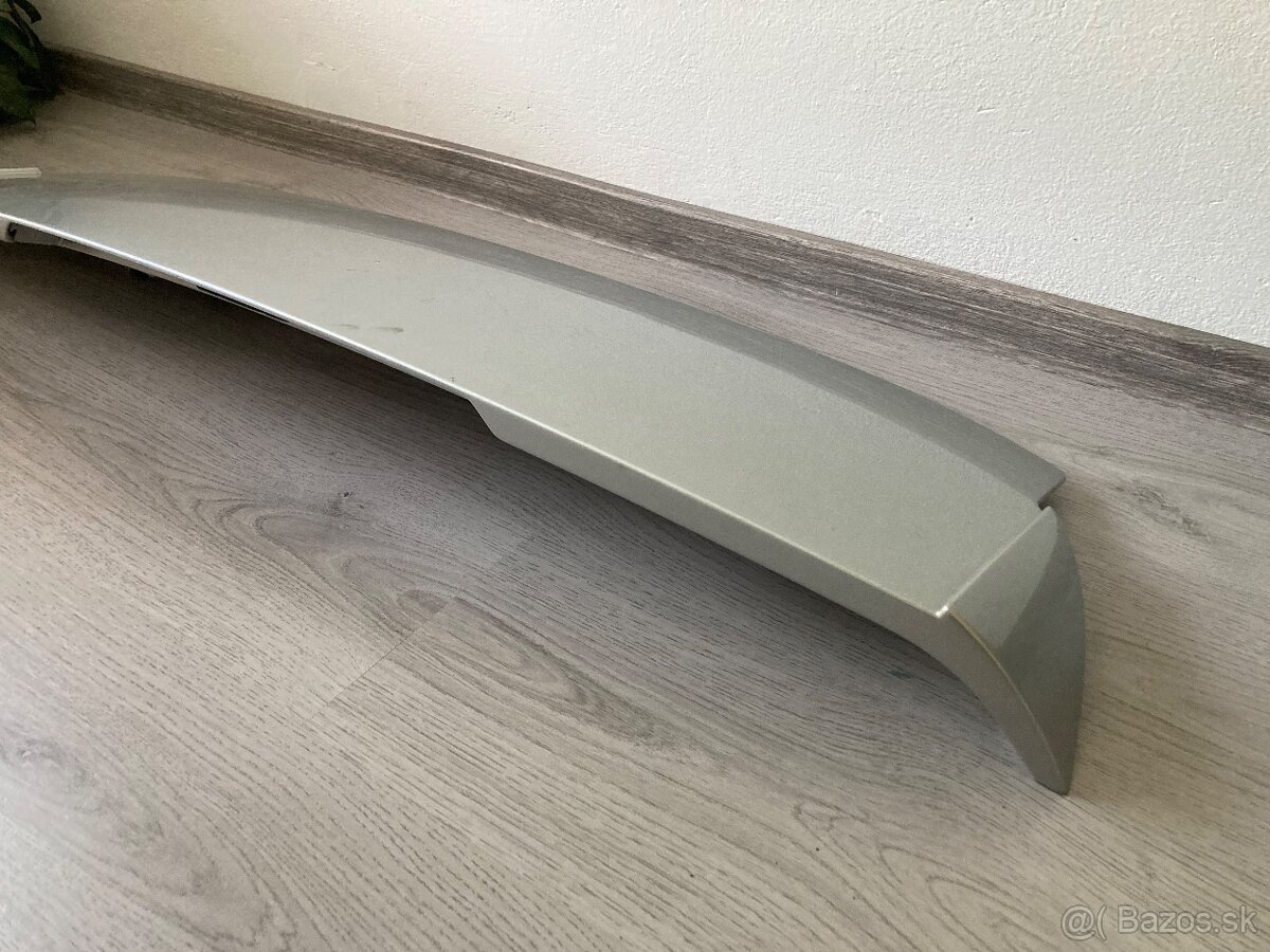 Bmw x3 e83 spoiler / kufrove kridlo