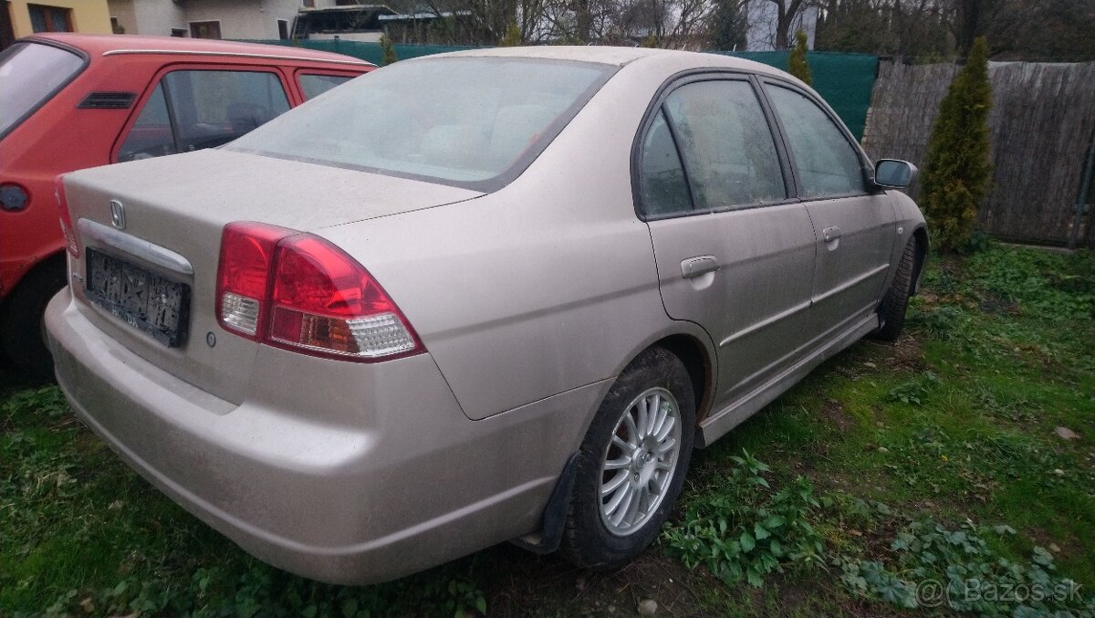 Rozpredám honda civic benzín