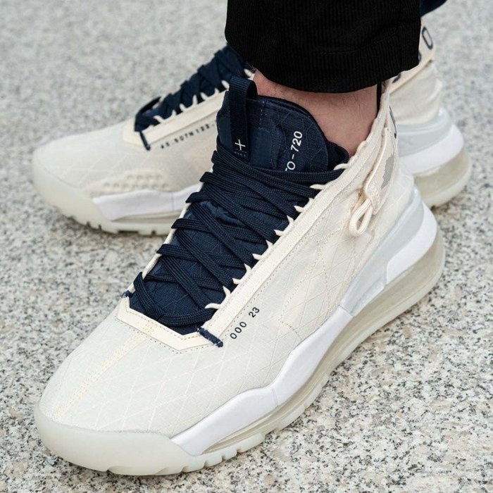 NIKE AIR JORDAN PROTO MAX 720 PALE IVORY