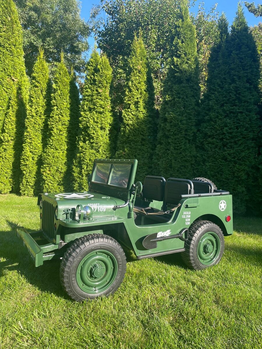 Elektrické autíčko WILLYS RETRO VOJENSKÝ JEEP 4x90W 24V