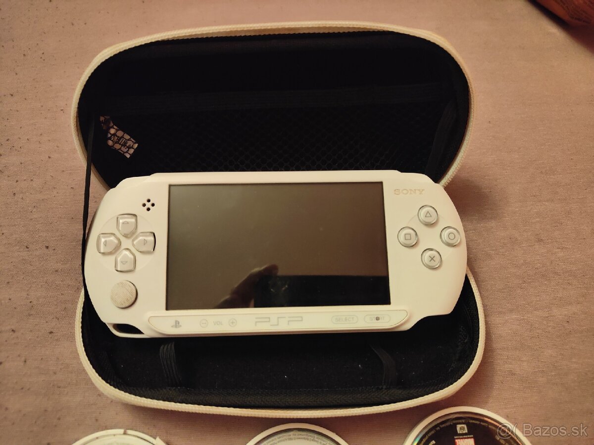 PSP konzola