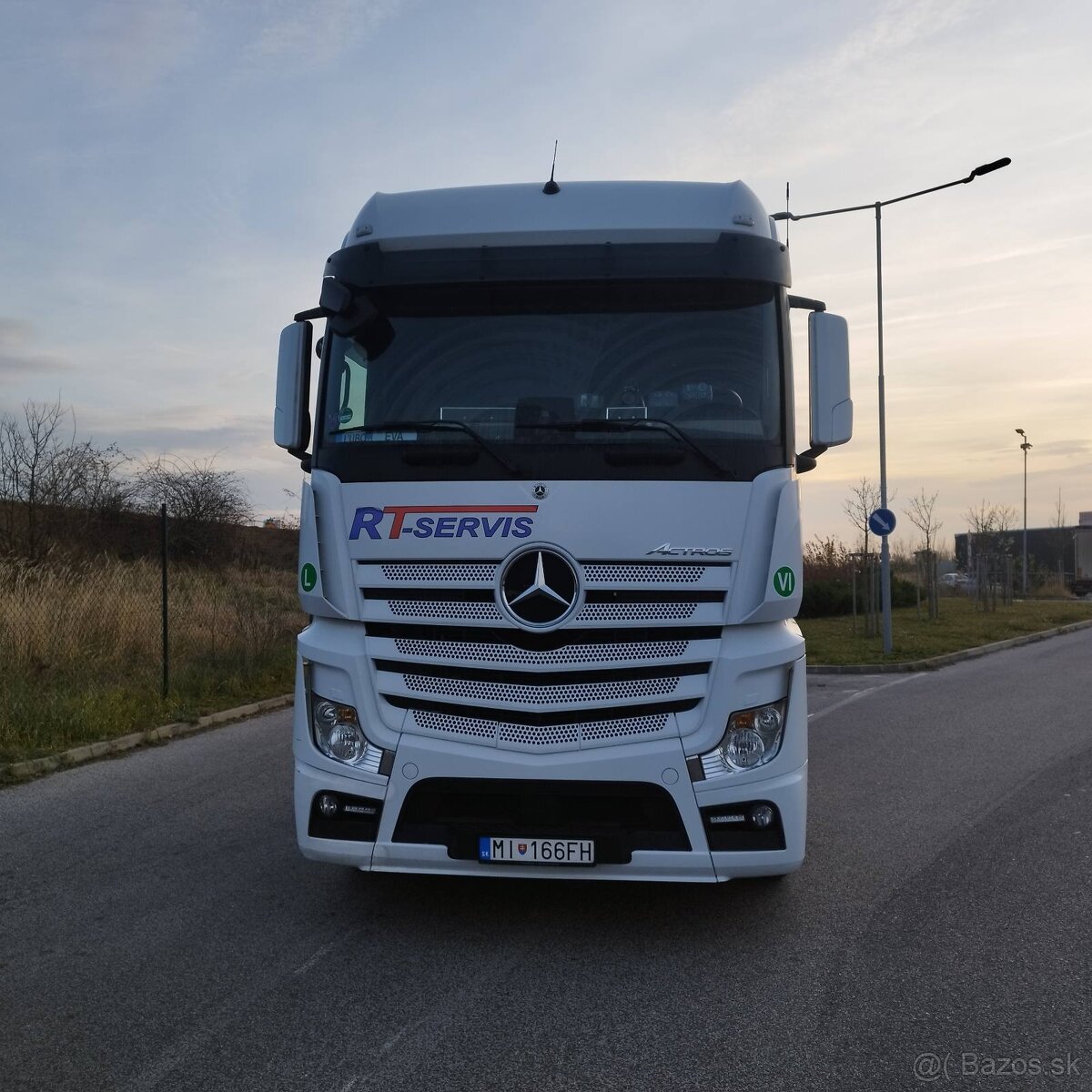 Mercedes-Benz Actros 1851