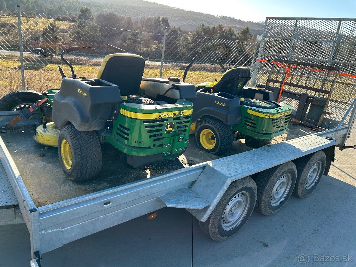 Predam ztrack kosacky John Deere