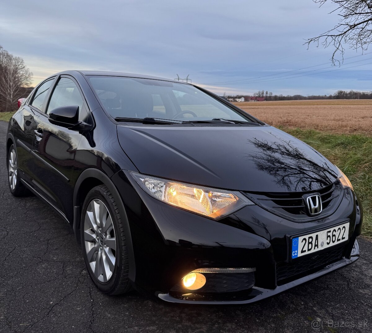 Honda Civic 2.2i-DTEC 110KW r.v 9/2013 naj 134tkm Výbava: Mu