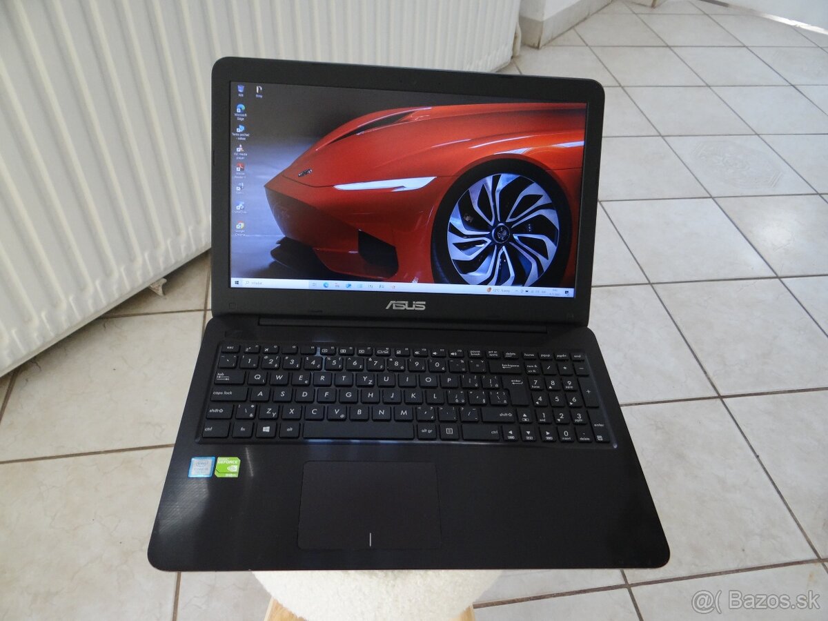 15.6" ASUS F555/ Core I5/ 16GB RAM/ 256GB SSD/ 2xGrafika