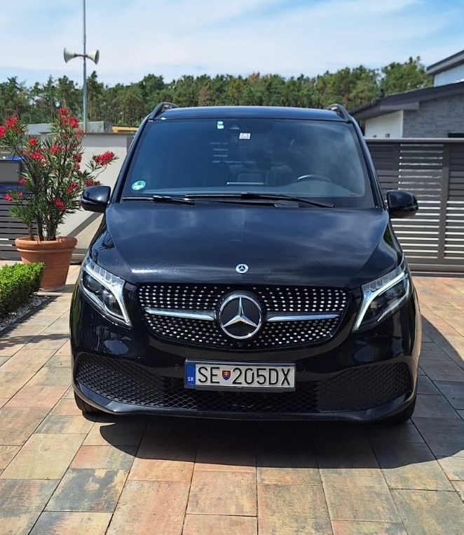 Mercedes-Benz V300 4matic long