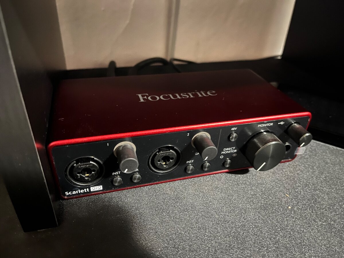 Focusrite scarlett 2i2 studio