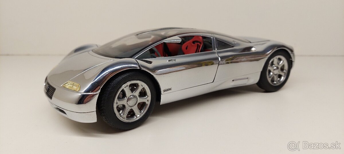 1:18 AUDI AVUS