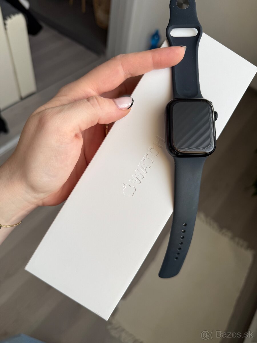 Apple watch 9