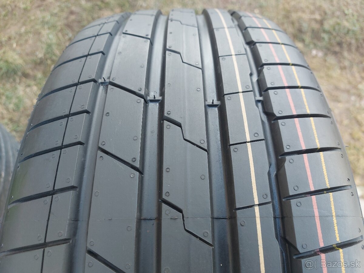 4ks NOVÉ 225/45 R19 96W HANKOOK, DOT2023