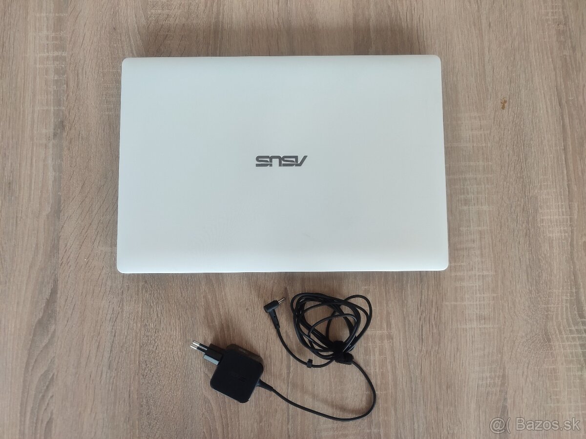 Asus F553M