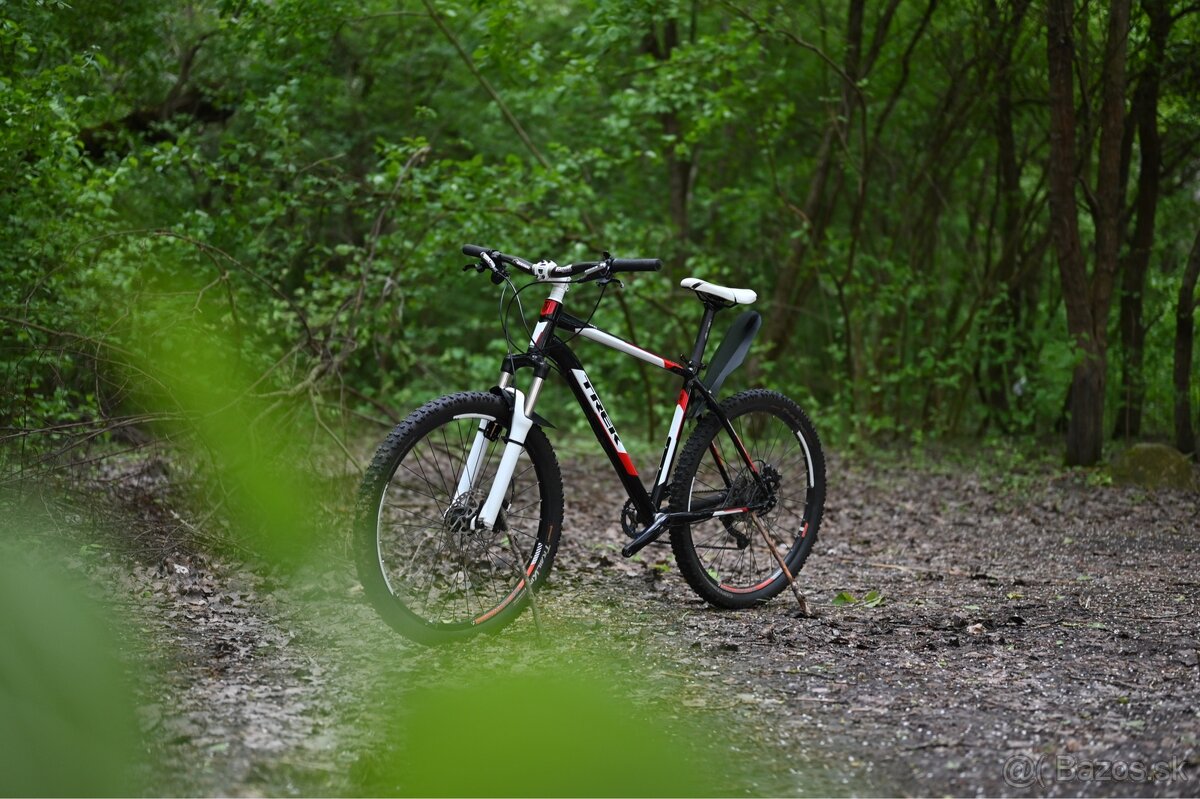 ZNÍŽENÁ CENA - Predám Trek 4900 XC bike