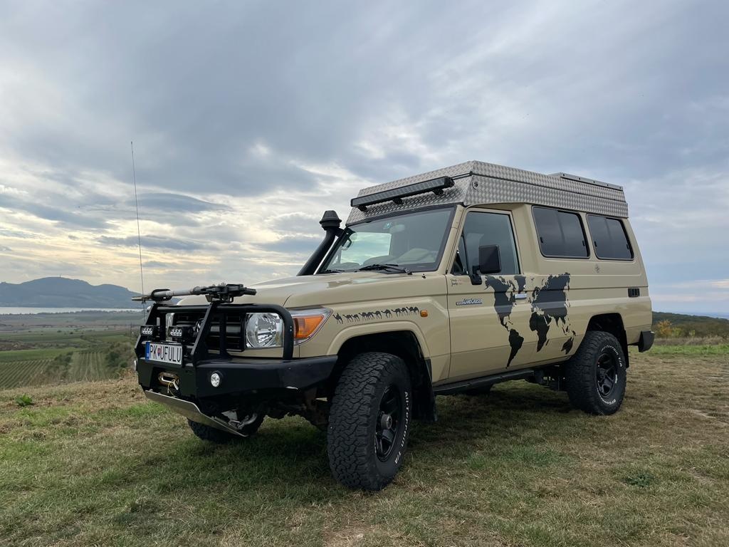 HZJ land cruiser