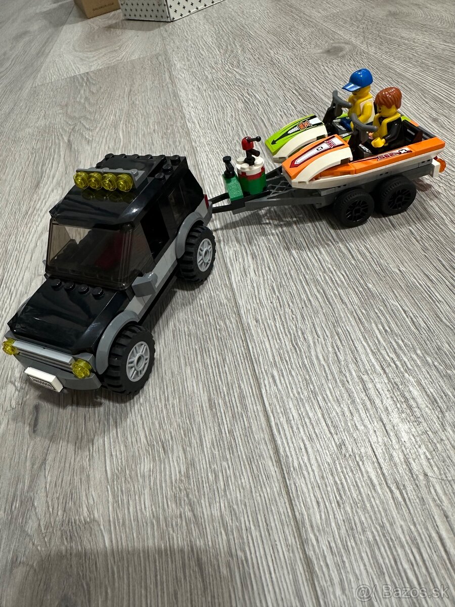 Lego City auto s člnmi