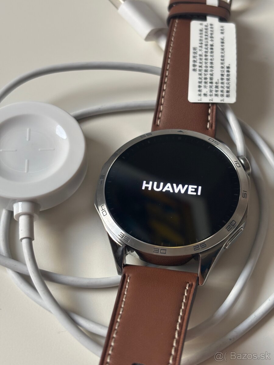 Huawei watch GT 4 46mm, Strieborné-koža