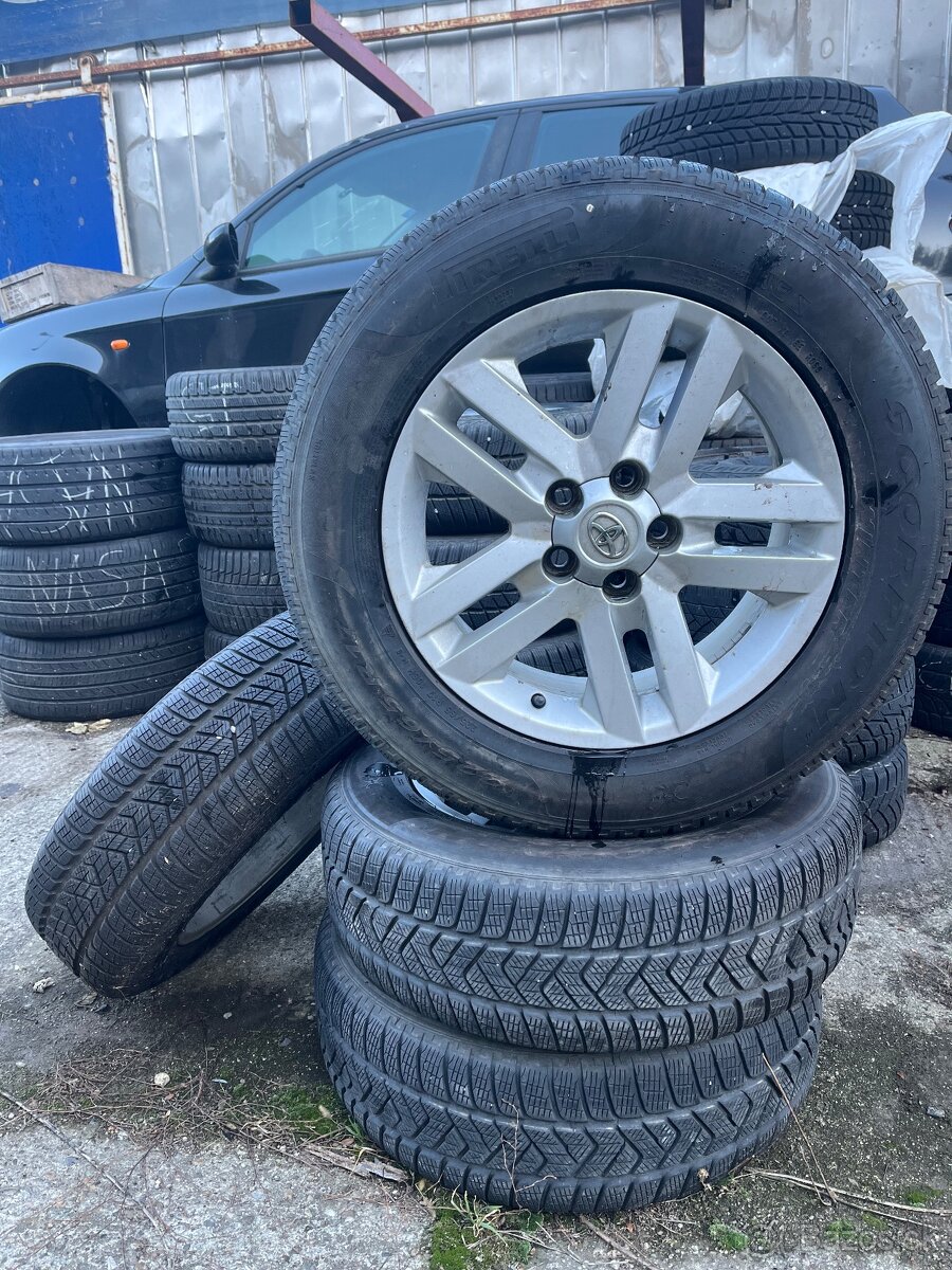 225/65 R17 106H pirelli scorpion zimne