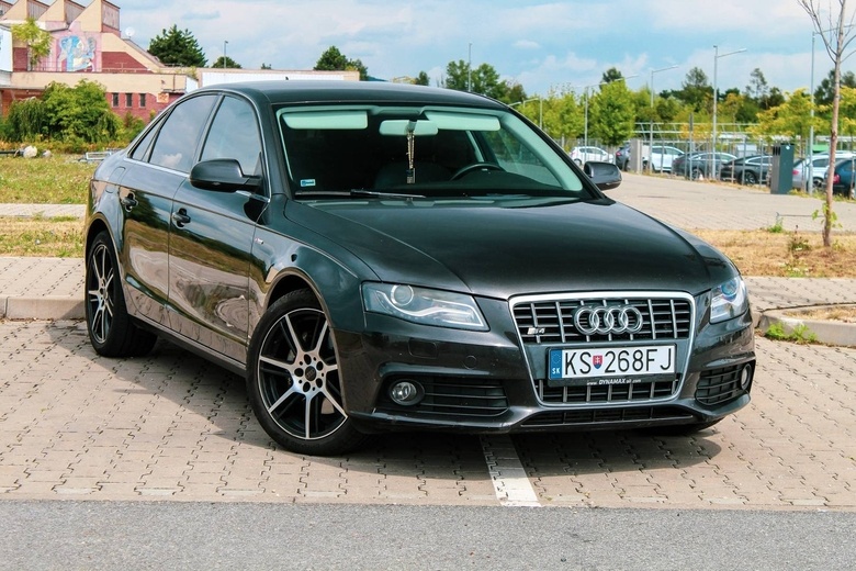 Audi A4 sedan 2.7 Tdi, 140Kw, AT8 znížená cena