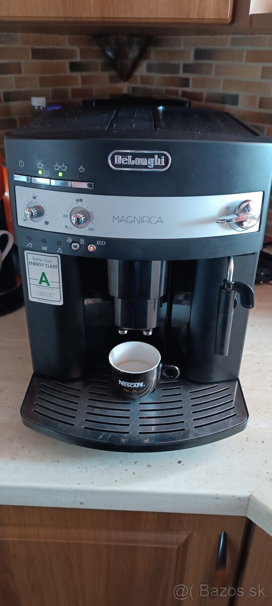 Predám plne automatický kávovar DeLonghi