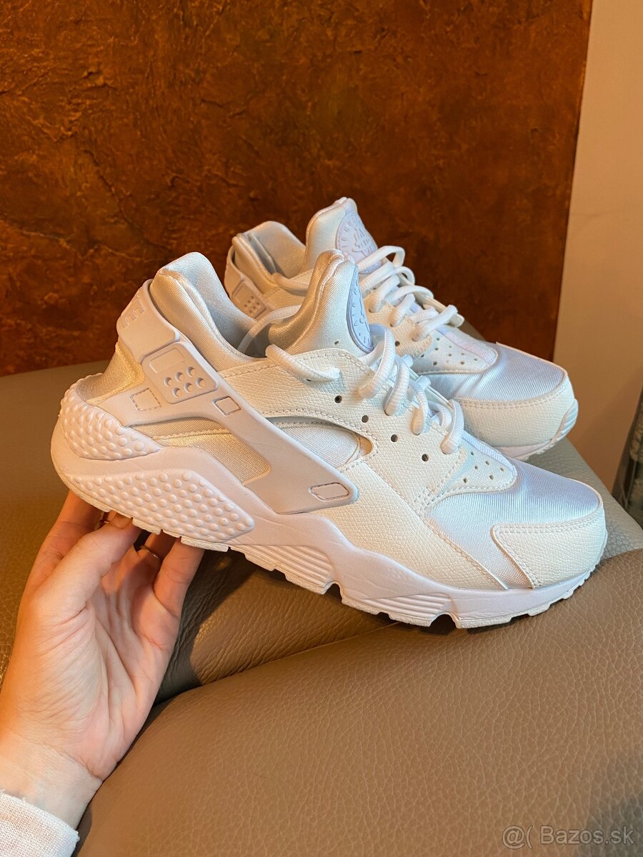 Nike Huarache Biele