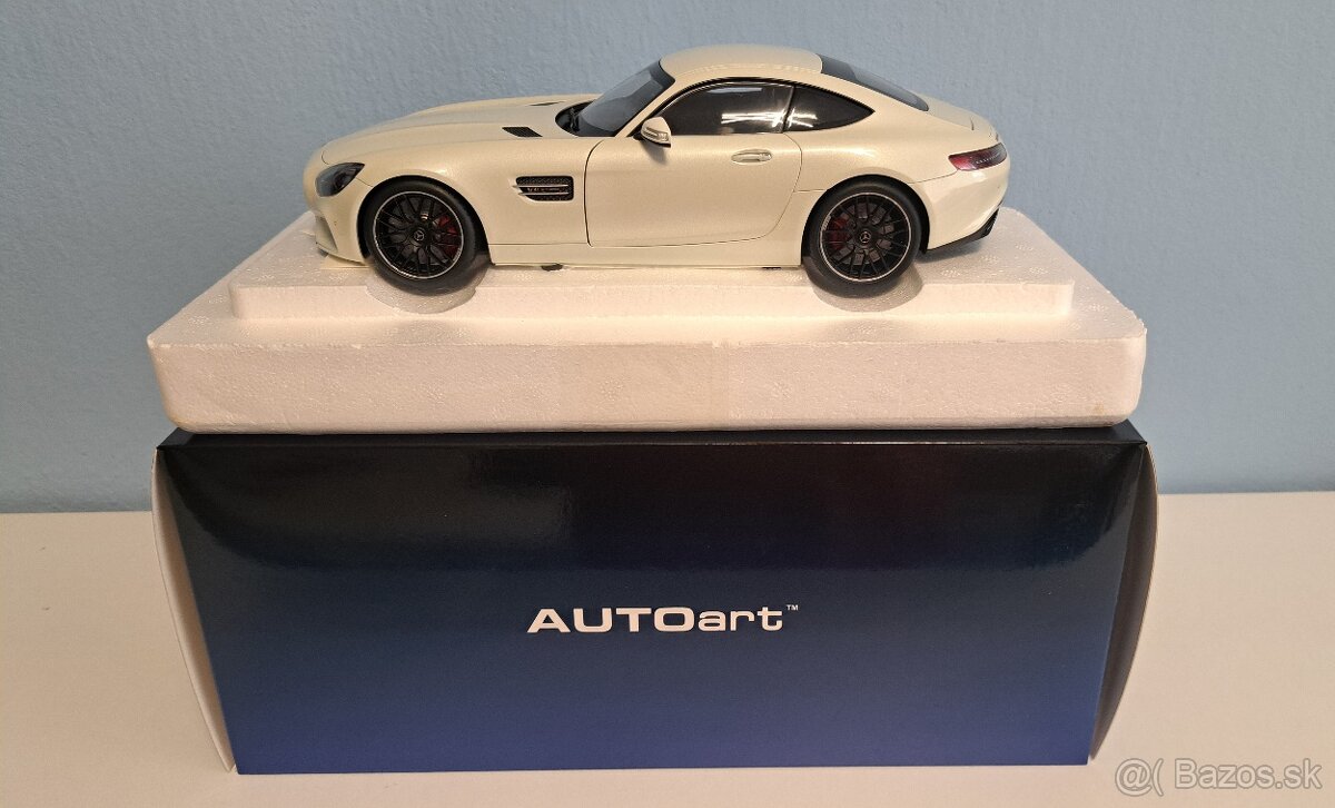 MERCEDES AMG GT-S 1:18 AutoArt