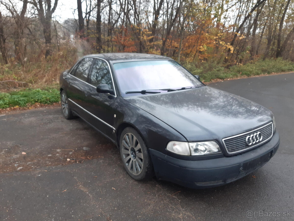 AUDI A8 4.2 220kw quattro tiptronic 1997.