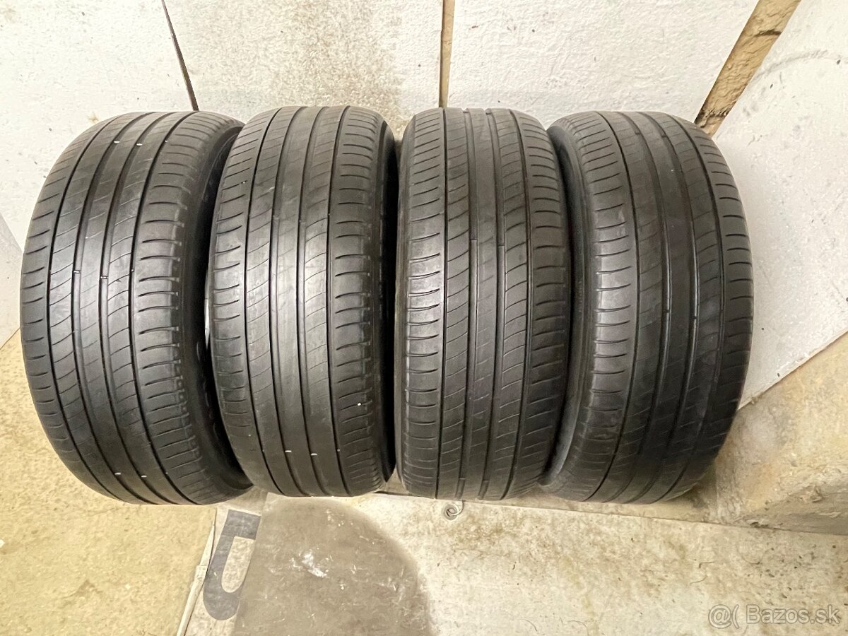 Michelin 225/55 R18 4x=80€