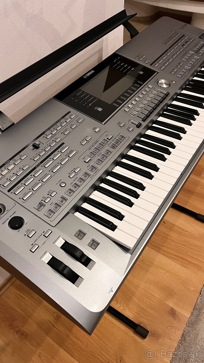 Yamaha tyros 5s