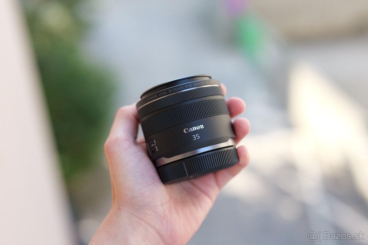 Canon RF 35mm f/1.8 Macro IS STM