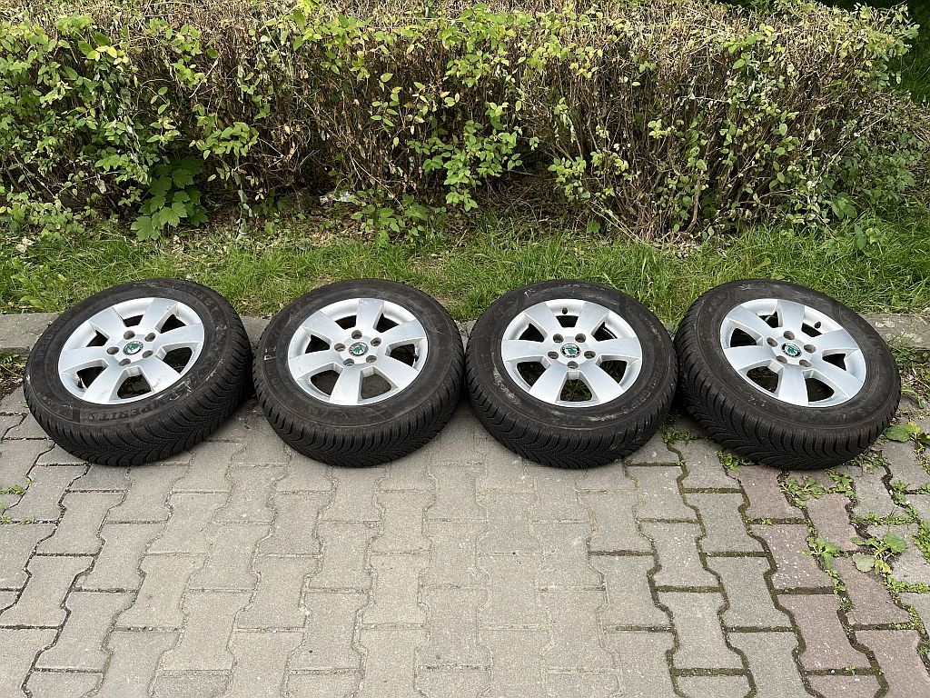 Zimne pneu Semperit 195/65 R15 komplety