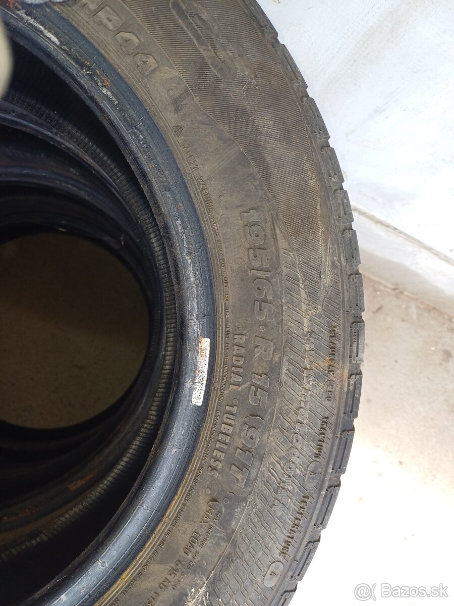 Predám pneu 195/65 r 15