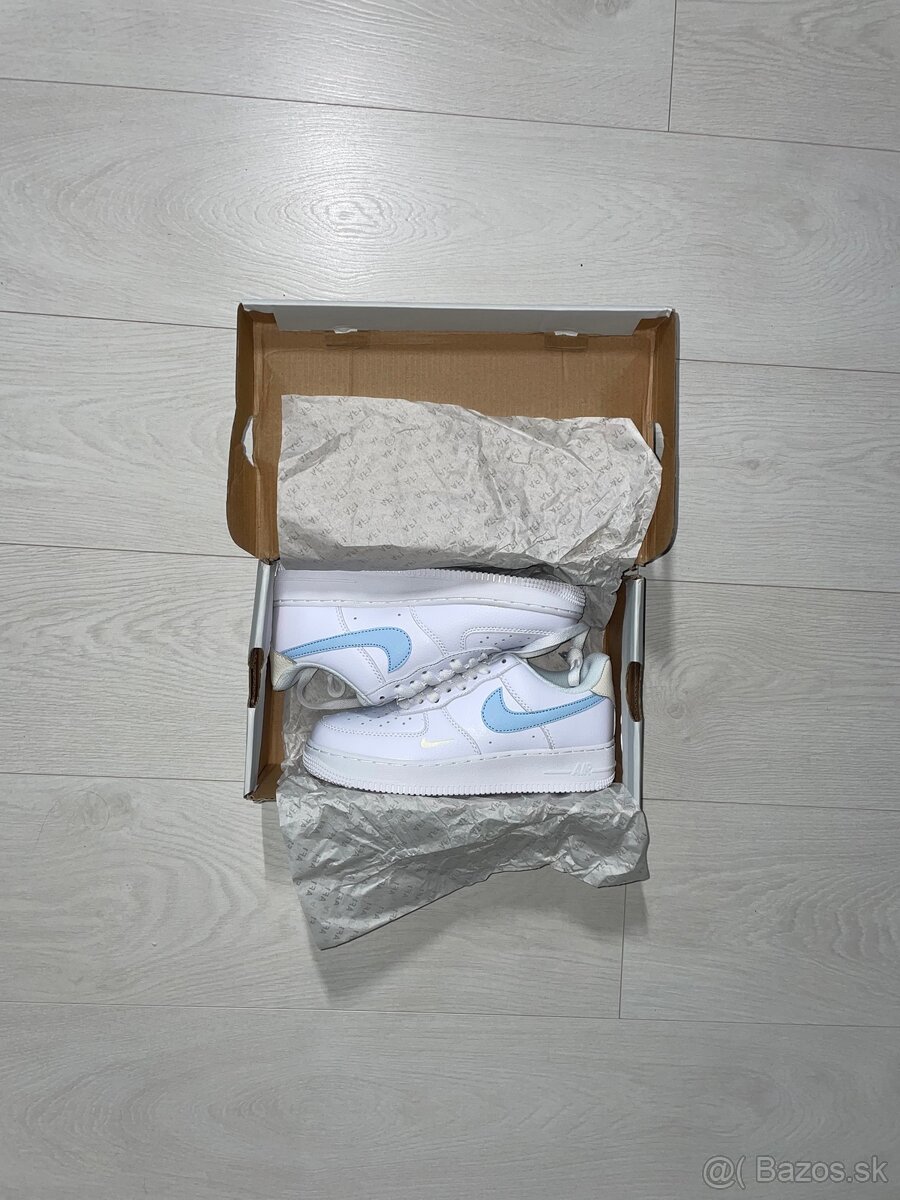 Nike Air Force white blue