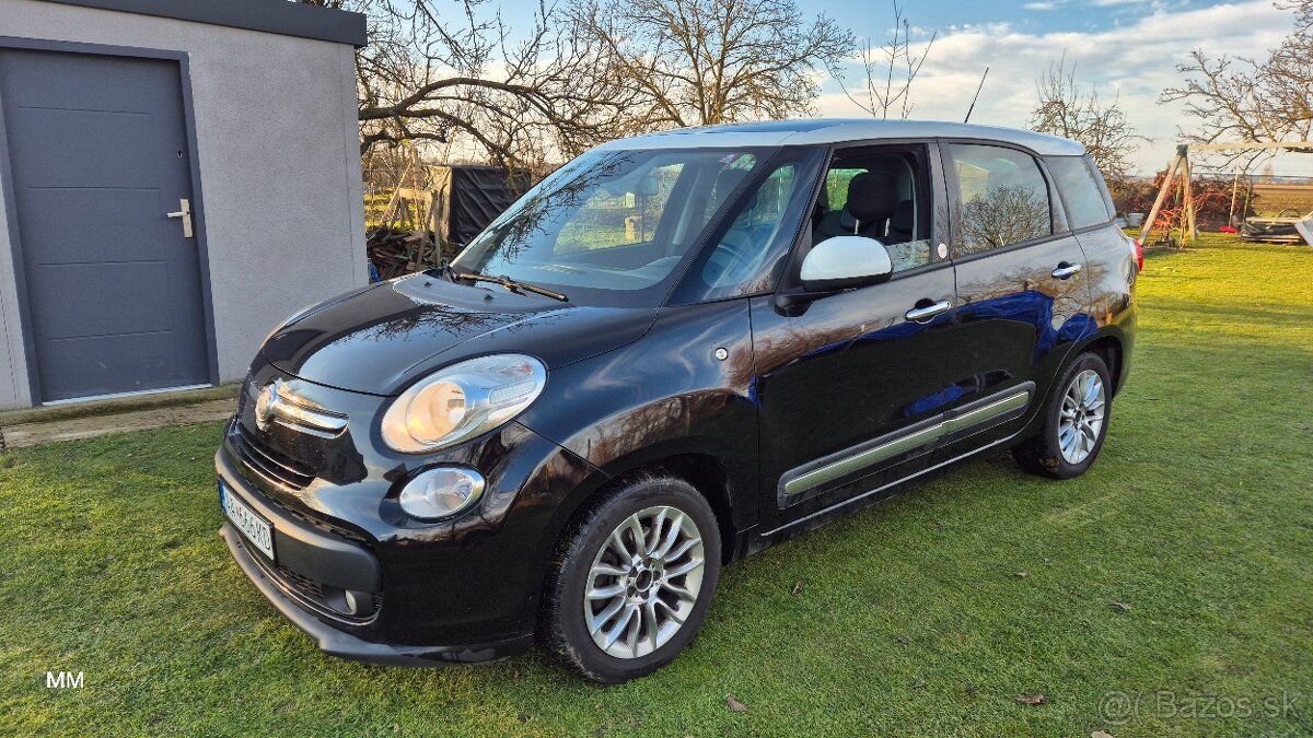 Fiat 500 L  Living ,  panoráma , TK + EK do 11/2026