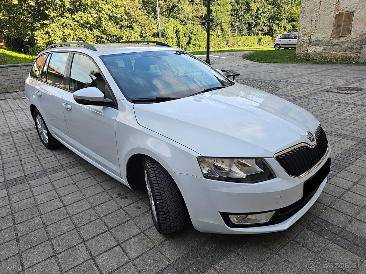 Škoda Octavia Combi 1.6 TDI DSG Business Navi DVD Orig KM