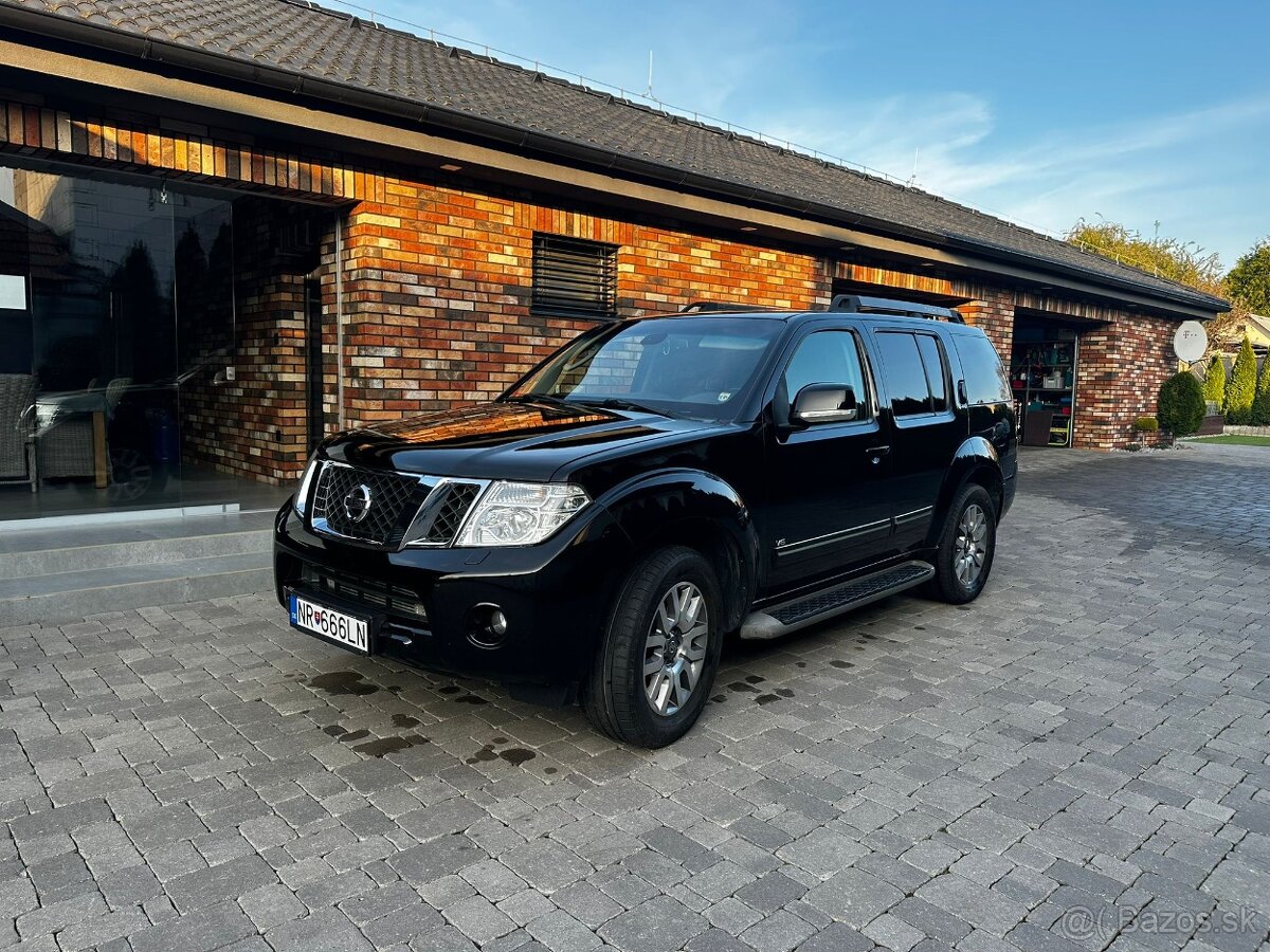 Nissan Pathfinder 3.0 DCi