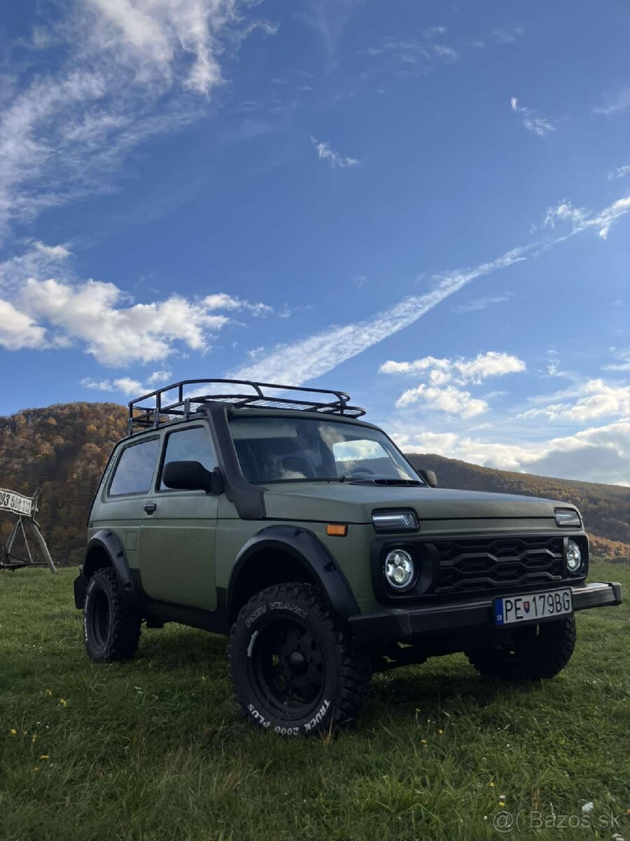 Lada Niva 1.7