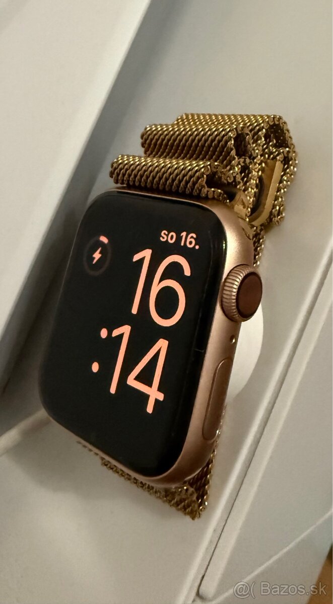 Apple Watch 4 40mm Gold