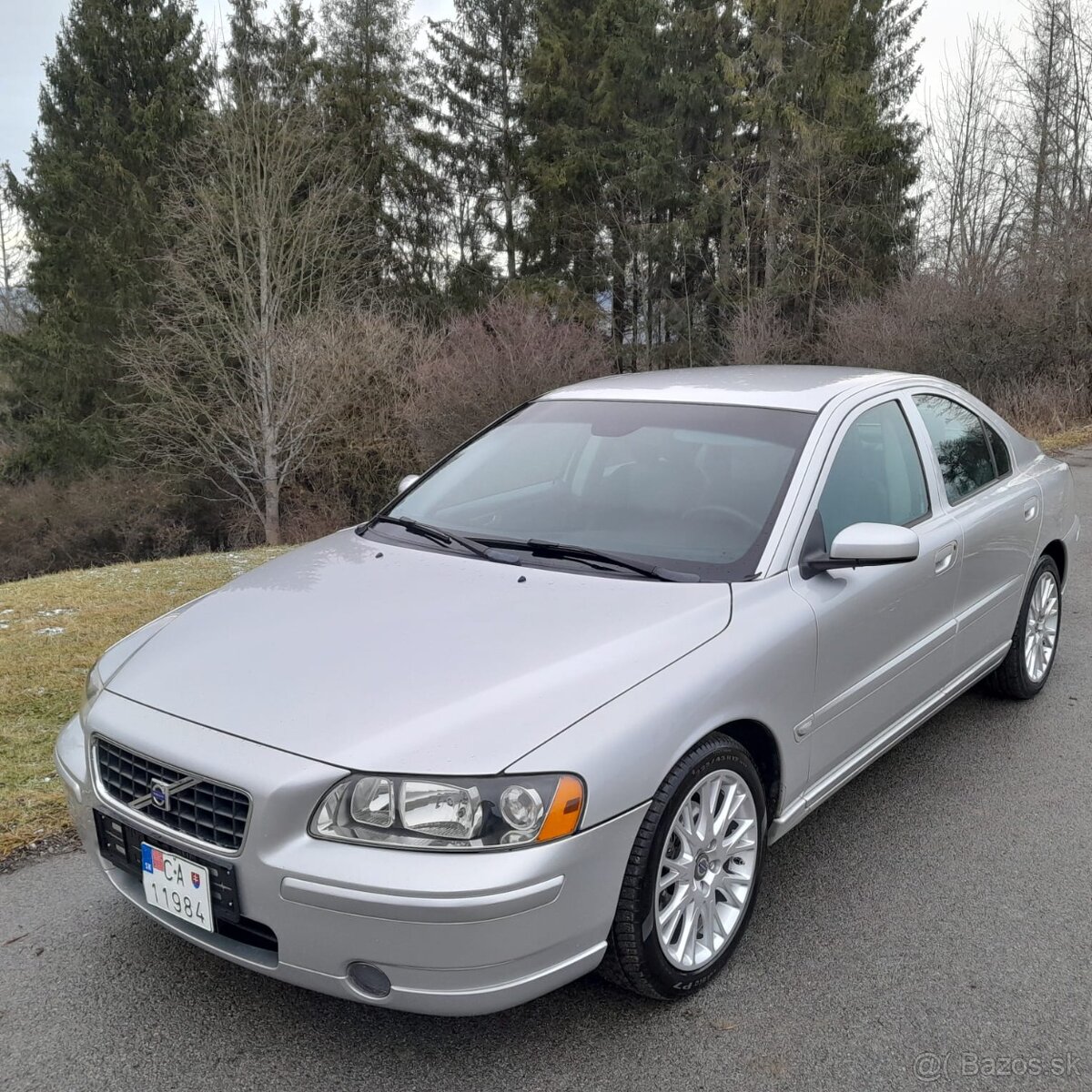 VOLVO S60 2.4 D MOMENTUM