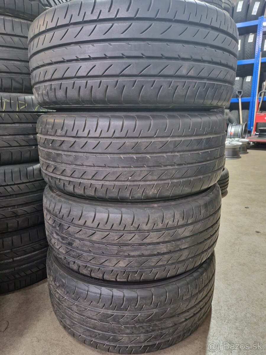 225/45R17 letné