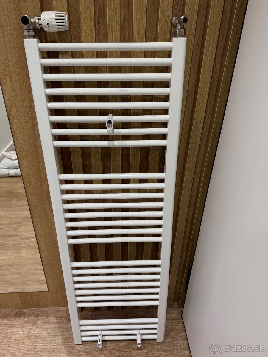 Kupelnovy radiator 45x132cm