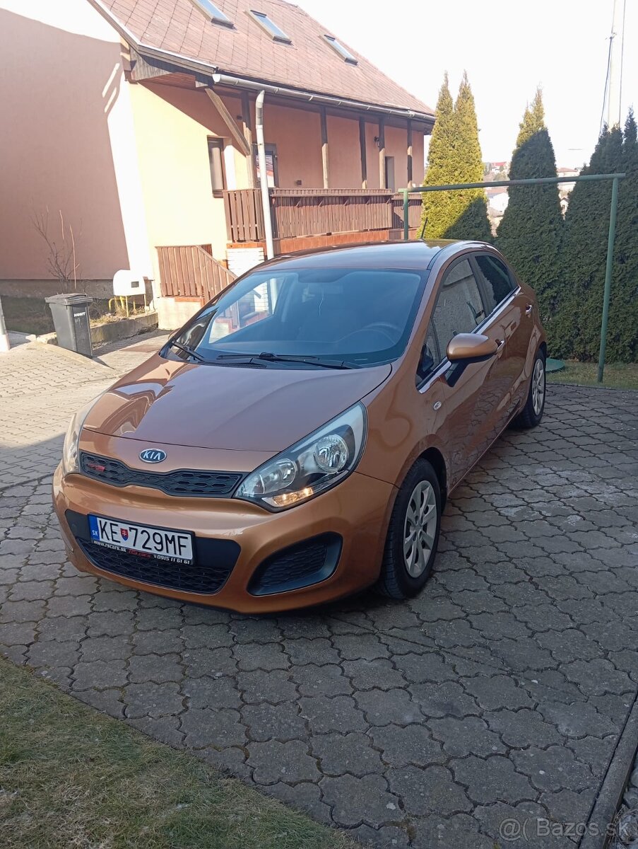 KIA Rio 2012 1.2  61kw 81 000km