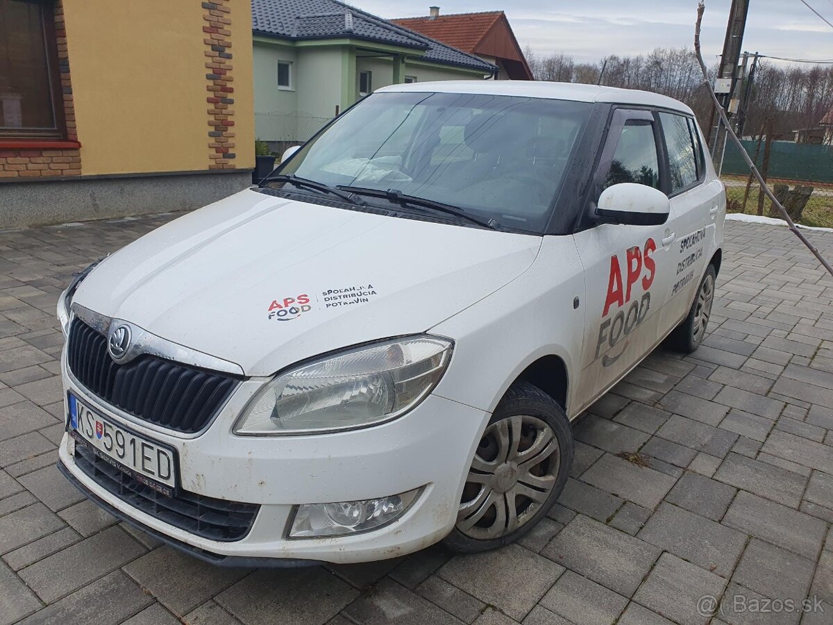 Škoda Fabia II - havarovaná