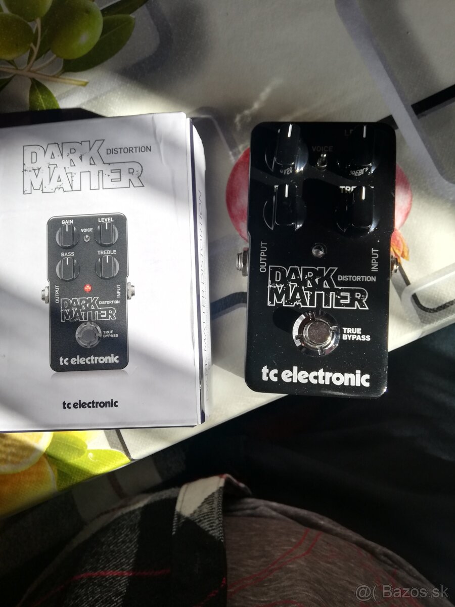 TC electronic Dark Matter distortion