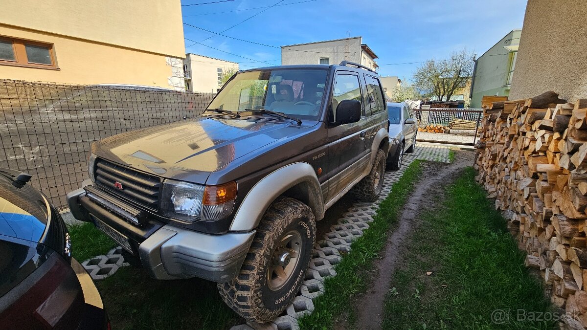 Mitsubishi pajero 2.5td