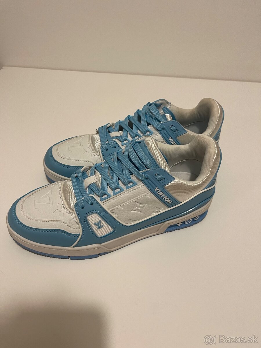 Louis vuitton sneakers