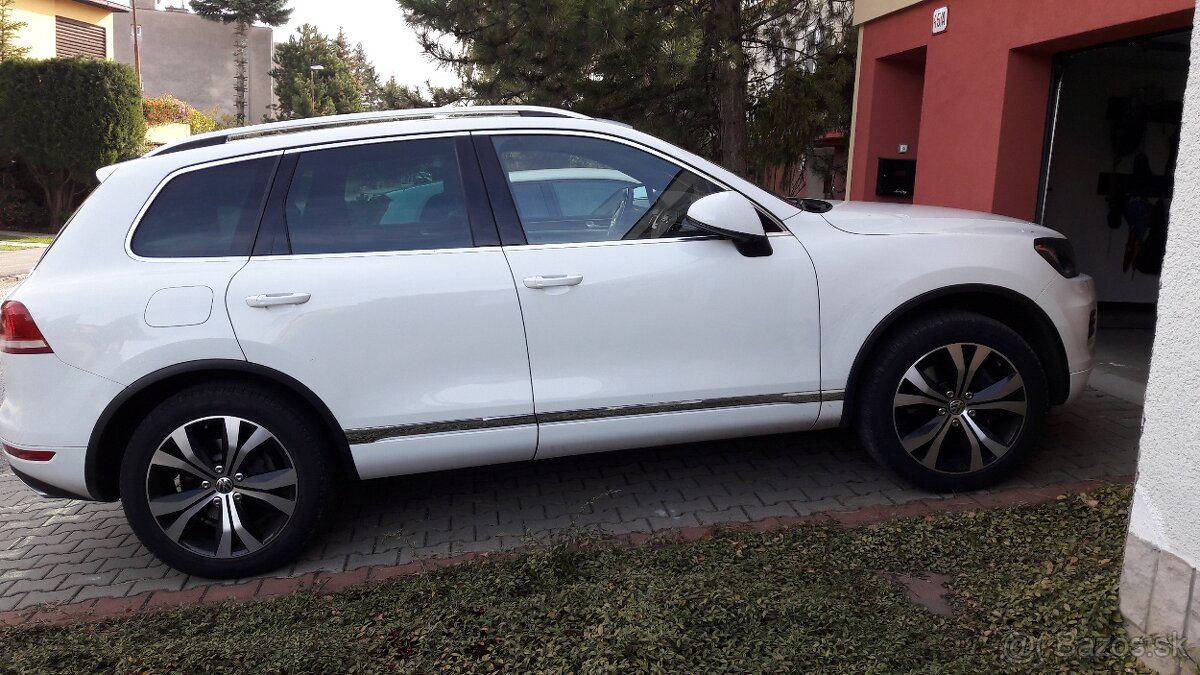 VW Touareg V8 TDI 4x4 automat 8st. ťažné 3,5t