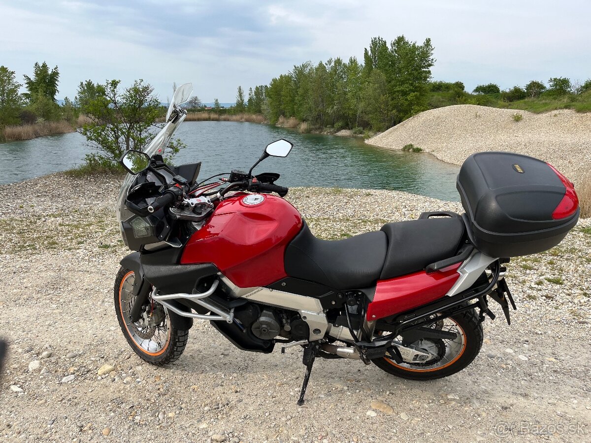 Aprilia ETV1000 Caponord