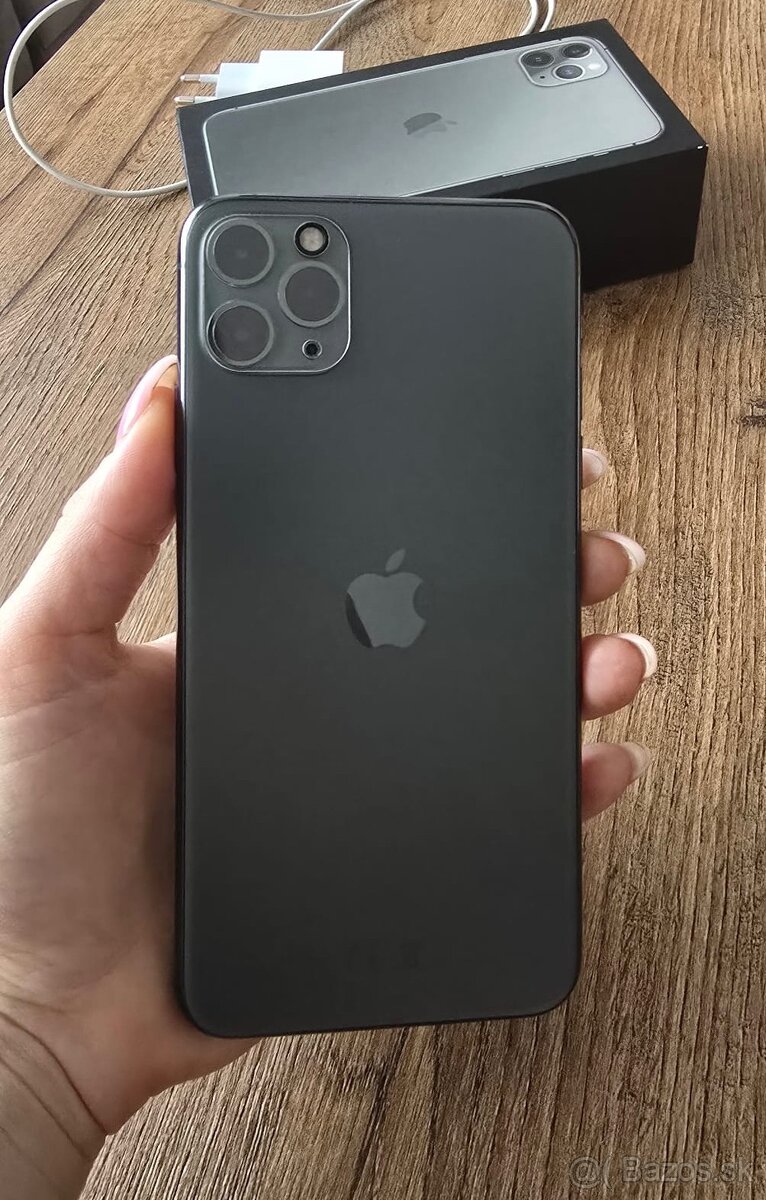 Predám iPhone 11 Pro Max Midnight Green 256GB