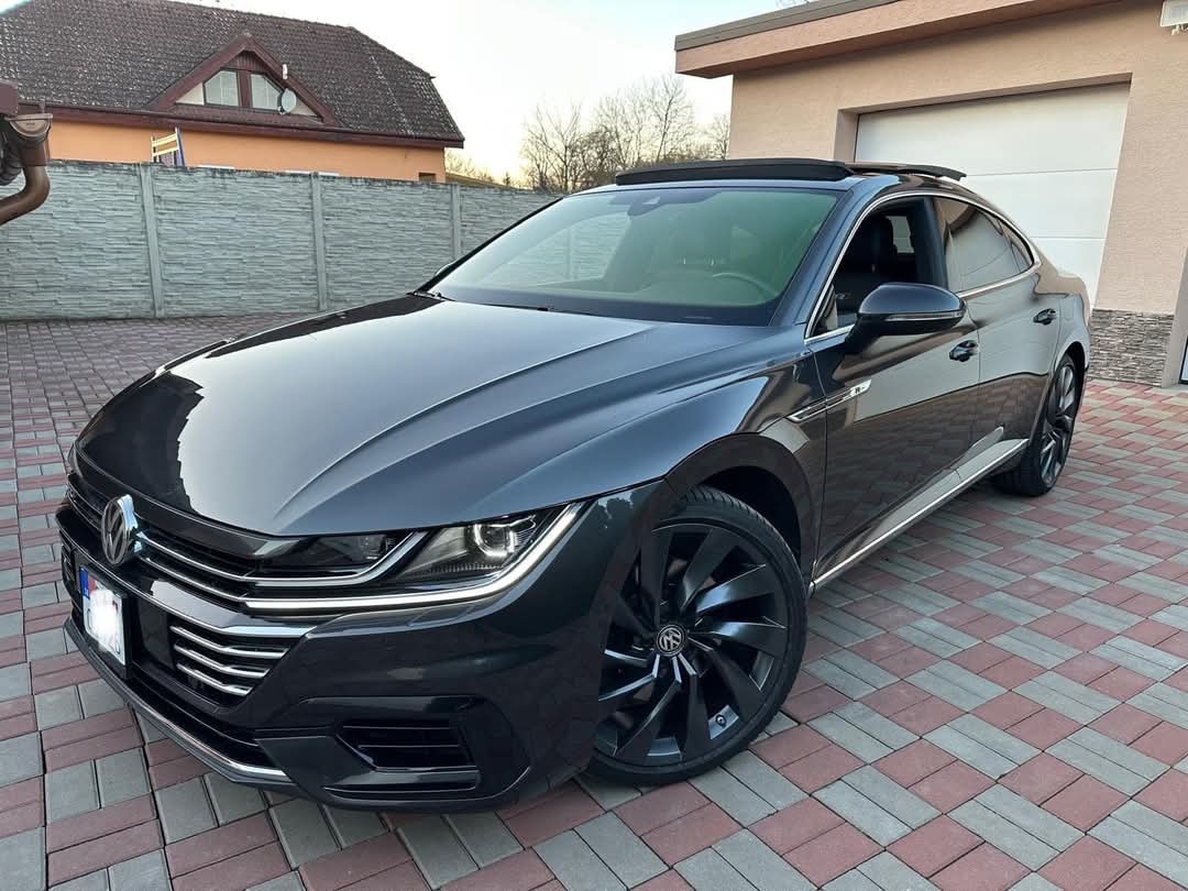 Arteon 2,0 TSI R- line 206kW 41.180 km 4x4 Virtual Full